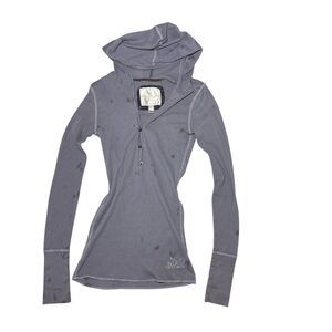 American Eagle Y2K Ribbed Thermal Form Fitting Henley Hooded Long Sleeve Top